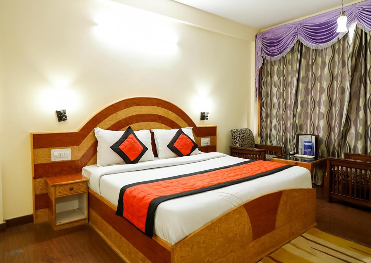 Hotel Nitesh Manāli Exterior foto